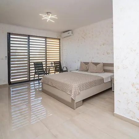 Casi شقة ساتورْنْ